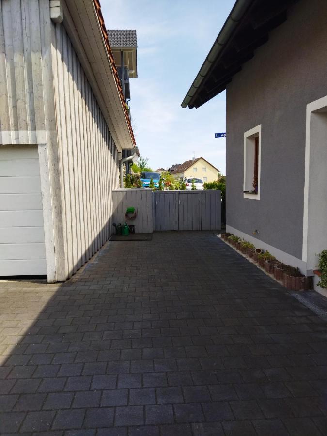 Aussergewoehnliche Atelierferienwohnung Mit Balkon An Der Donau Winzer Екстер'єр фото